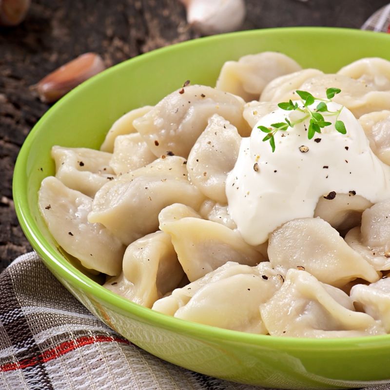 Кулинарные удовольствия: вареники с вишней как идеальный обед