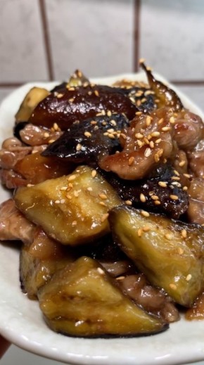 Восточное великолепие: баклажаны с мясом по японскому рецепту