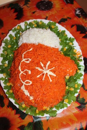 Салат, который украсит новогодний стол: Рукавичка Деда Мороза