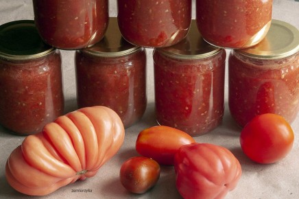 Эффективный способ переработки помидоров и быстрый метод стерилизации банок