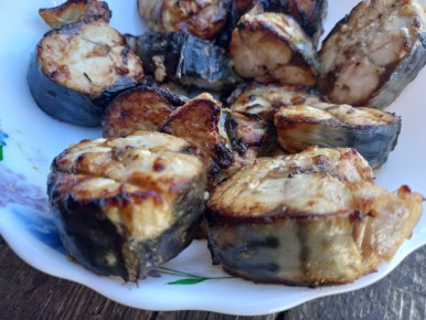 Скумбрия на углях: новый взгляд на шашлык