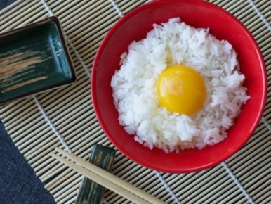 Как правильно готовить яйца: выбираем самый полезный способ