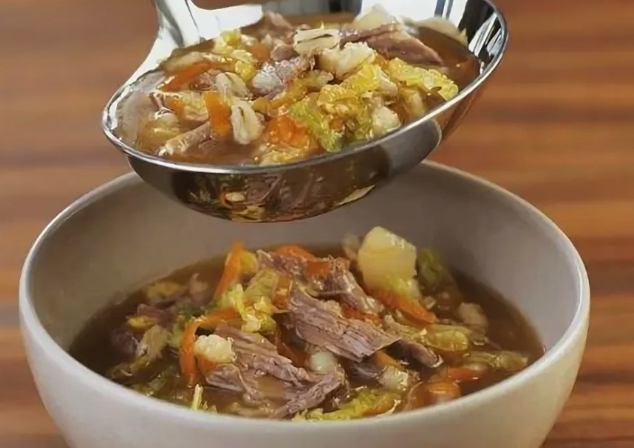 Рассольник на говяжьем бульоне