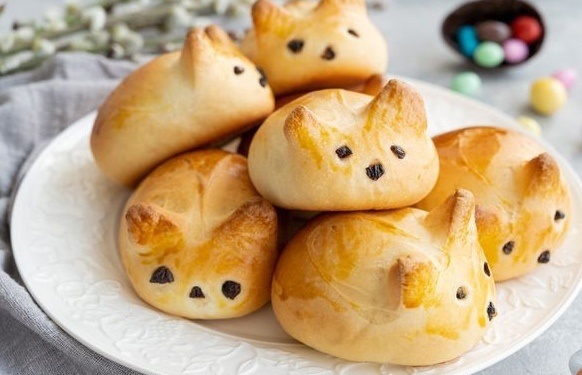 Необычные дрожжевые булочки в виде кроликов: идеальное угощение для праздника