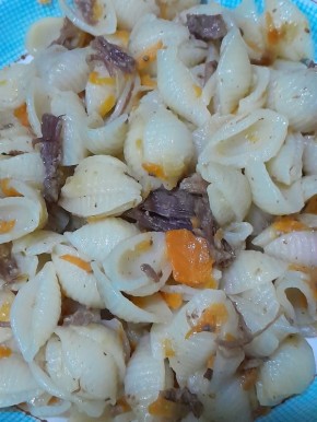 Макароны с тушенкой: быстро и вкусно с новым стилем