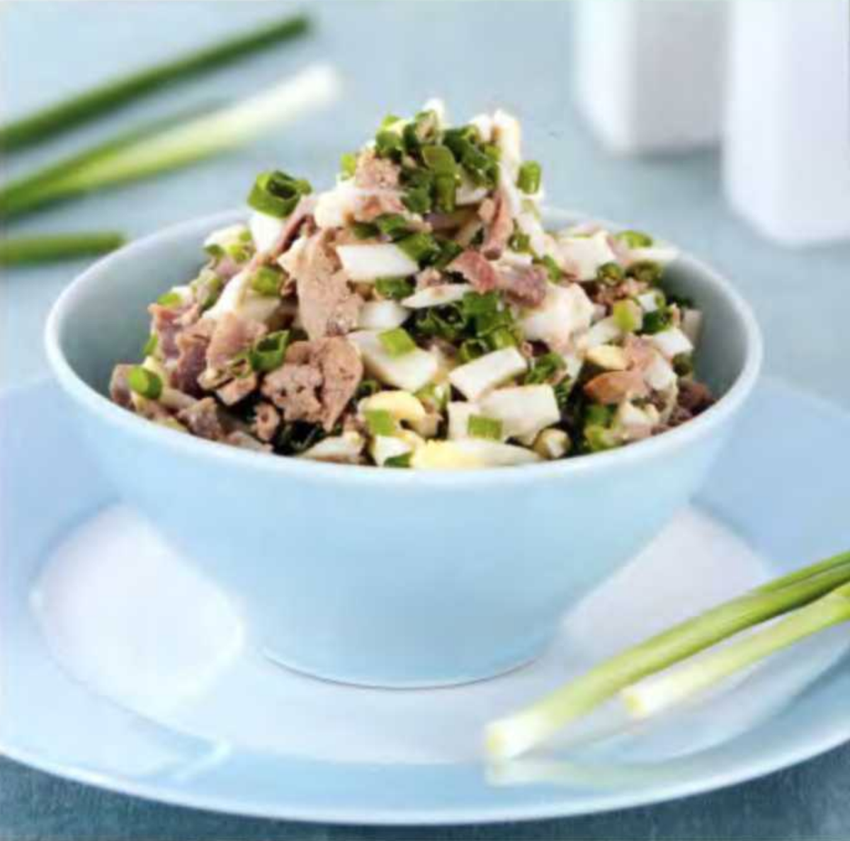 Салат с куриными потрошками и яйцами: удивительное сочетание вкусов