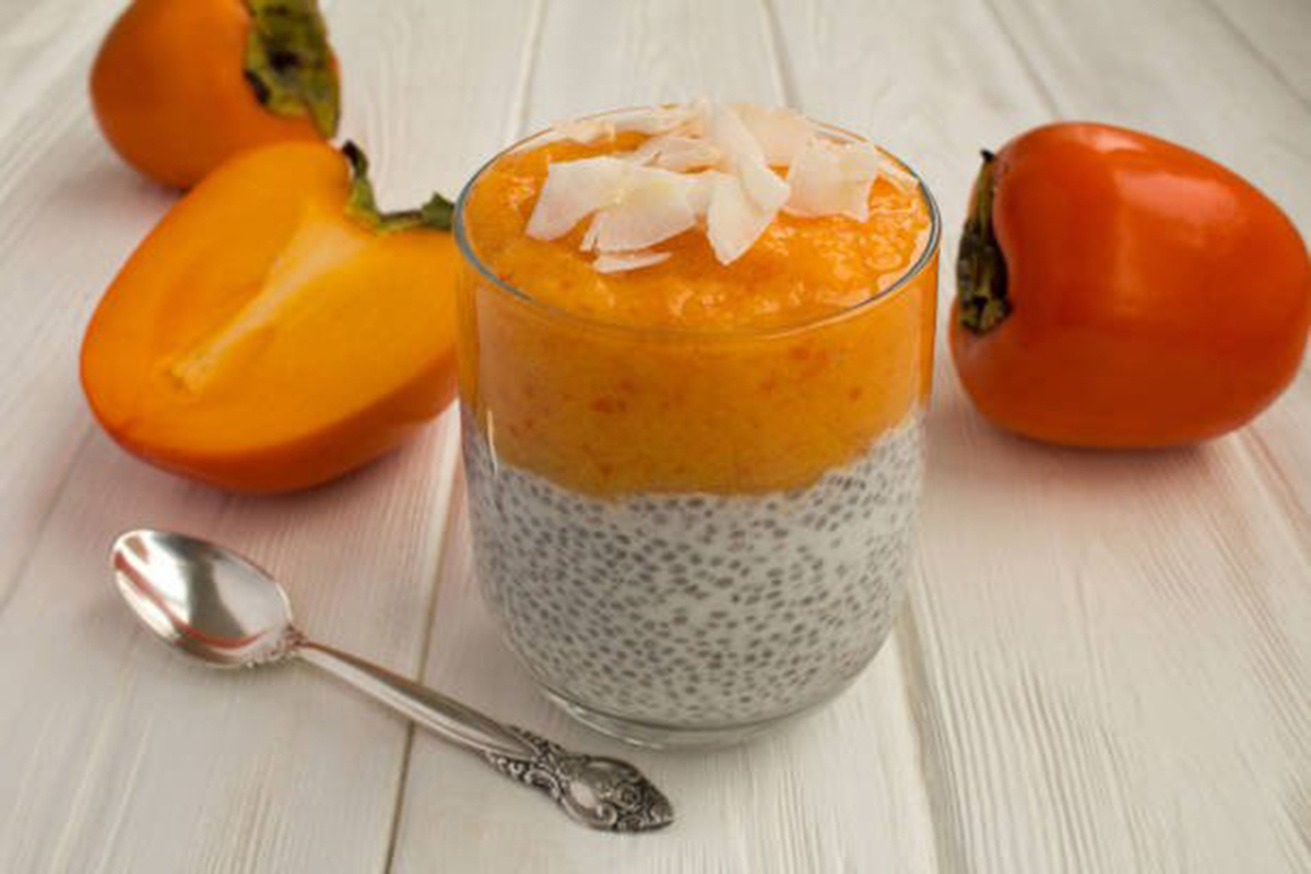 Вкусный и полезный десерт: как приготовить чиа-пудинг с хурмой