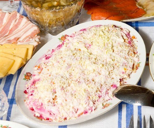 Салат под шубой: вкус и простота в каждой ложке