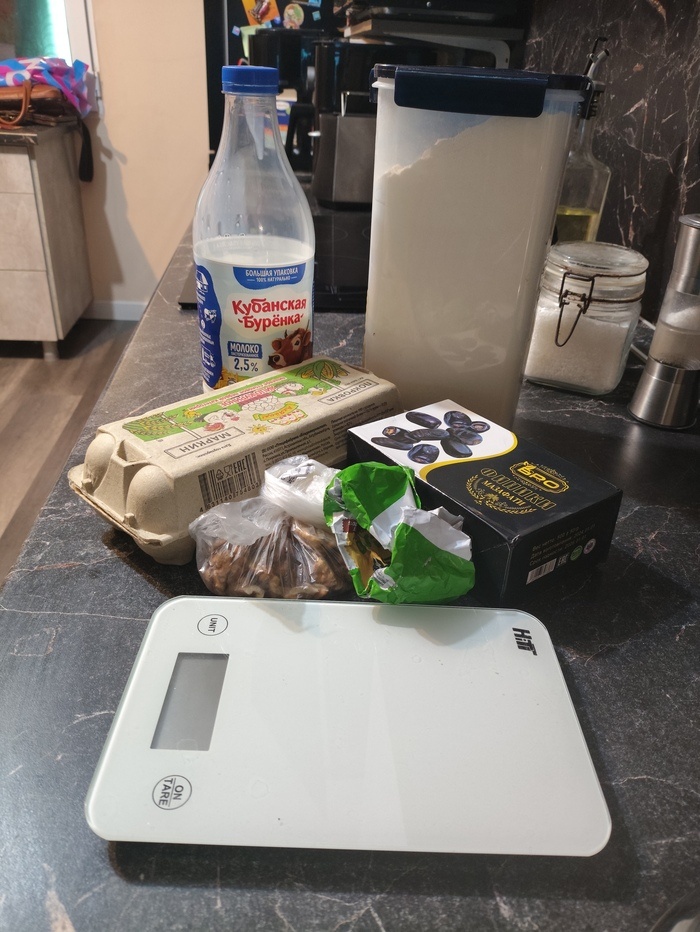 Нежный финиковый пирог без сахара для любителей сладостей