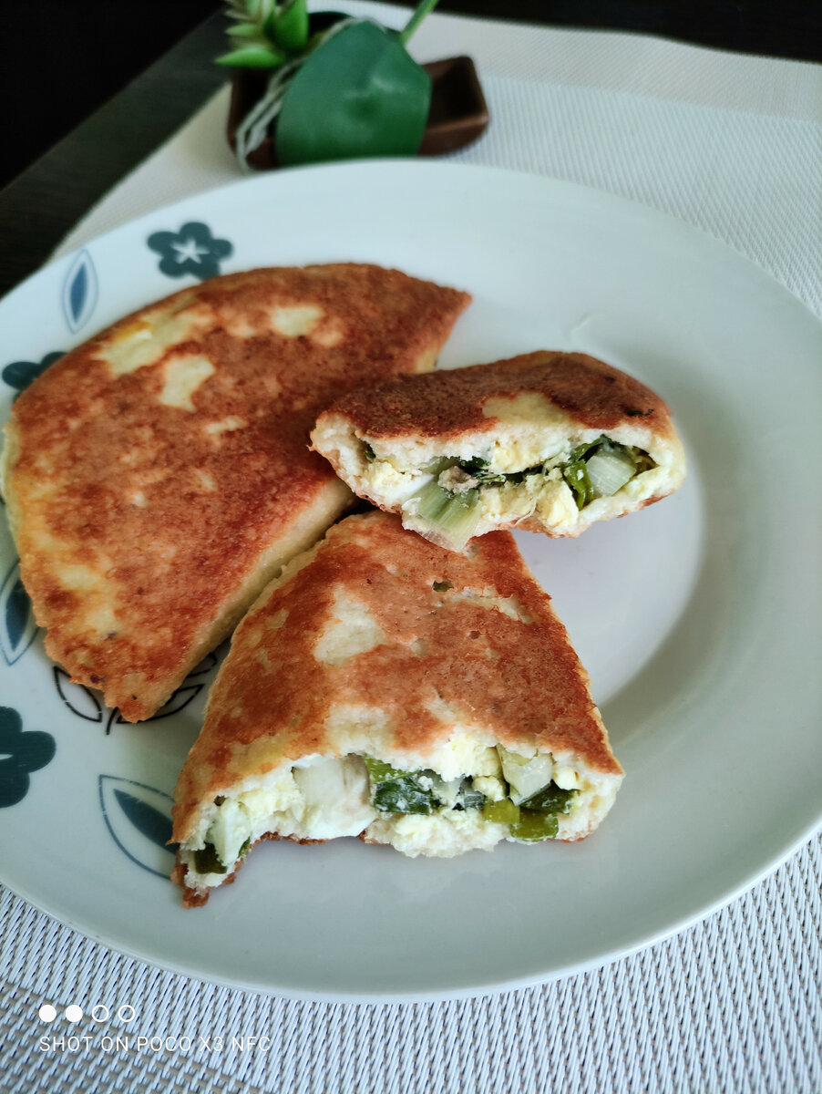 Как приготовить кето-пирожки с луком и яйцом