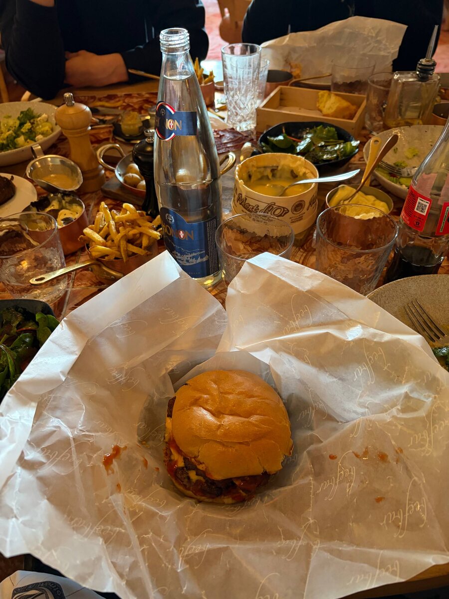 Отпуск с изобилием: как гастрономические удовольствия изменяют нас