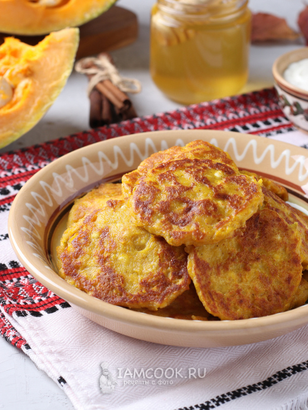 Тыквенные оладьи с творогом: философия оранжевого счастья