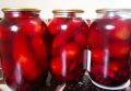 Консервация помидоров с луком и свеклой: секреты вкусного зимнего блюда
