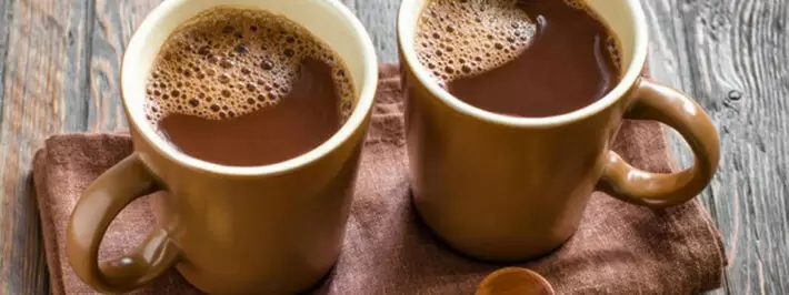 Какао для кормящих мам: можно или нет?