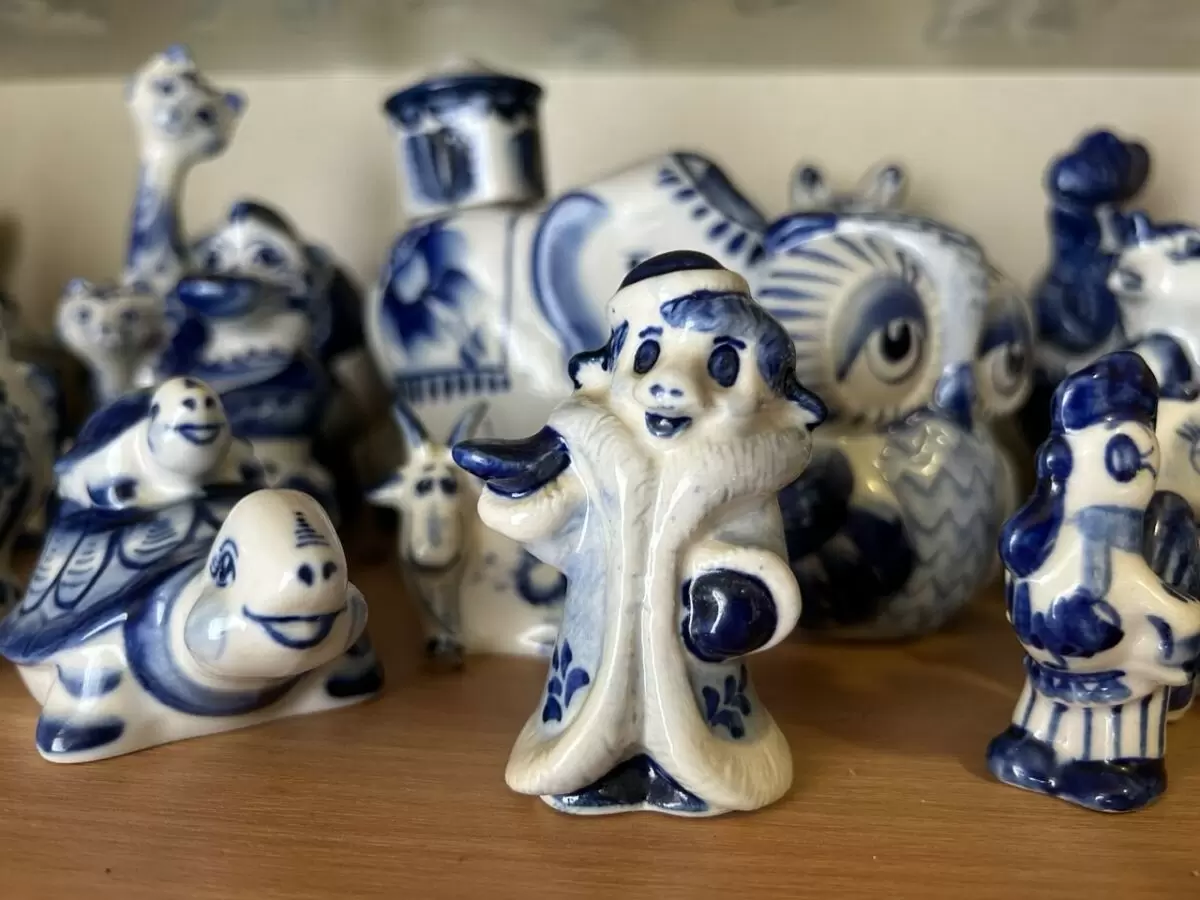 Гжель: Искусство керамики и тайны росписи, которые покорили мир