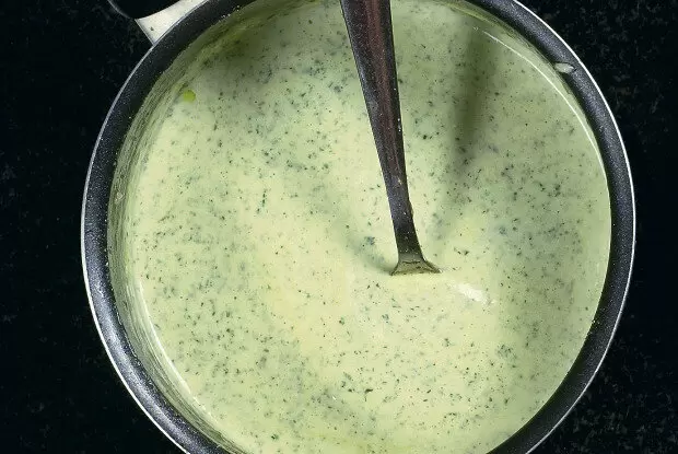 Летний штрих: как приготовить майонезный песто